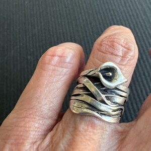 Sterling Silver Modernist Sculptural Calla Lily Ring, size 5.